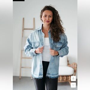 Lov Mor Denim Shacket Size Small Blue Oversized Button Down Front Collared Neck